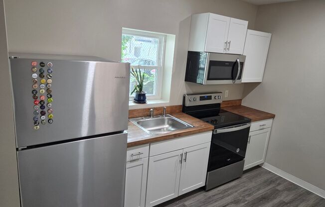 2 Bedroom 1 Bath Townhouse