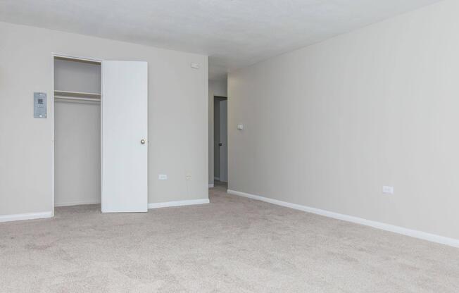 2 beds, 1 bath, 750 sqft, $1,449