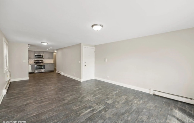 3936 North Narragansett Avenue