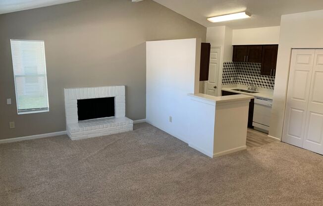 2 beds, 2 baths, 1,038 sqft, $1,125, Unit 3604