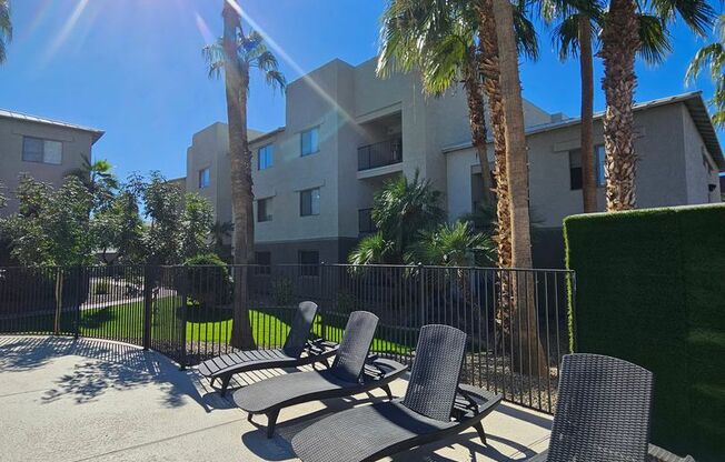 2 beds, 2 baths, 850 sqft, $1,595, Unit 313