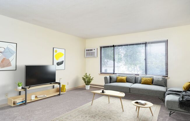 1 bed, 1 bath, 612 sqft, $1,065, Unit 1180-102