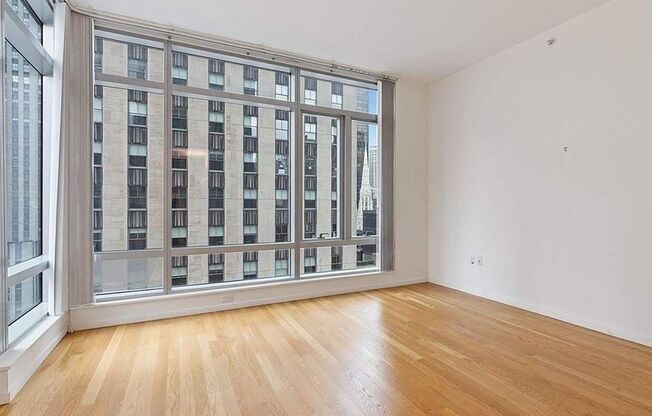 1 bed, 1.5 baths, 850 sqft, $5,650, Unit 17A
