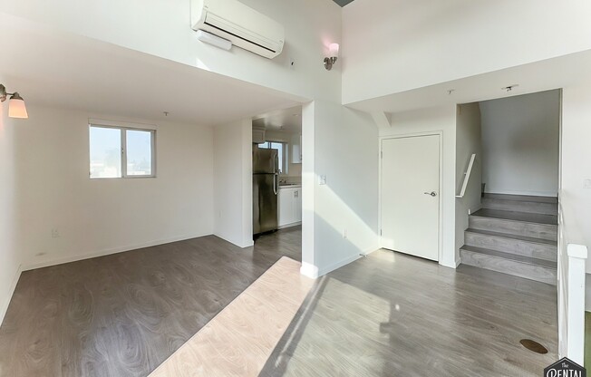 4980 S CENTINELA AVE