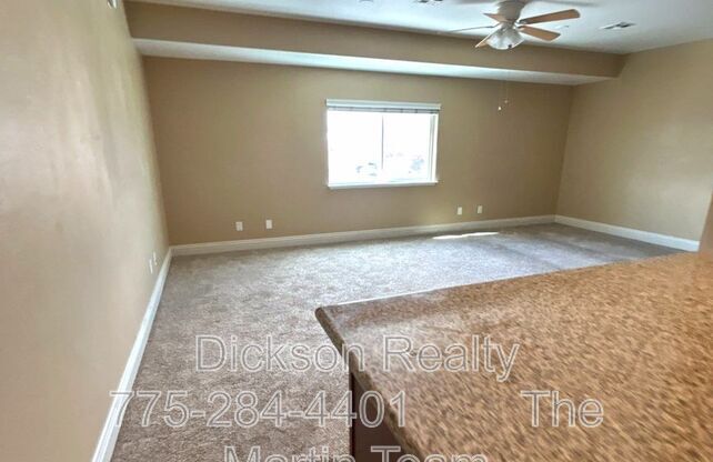 474 SUNSHINE LN