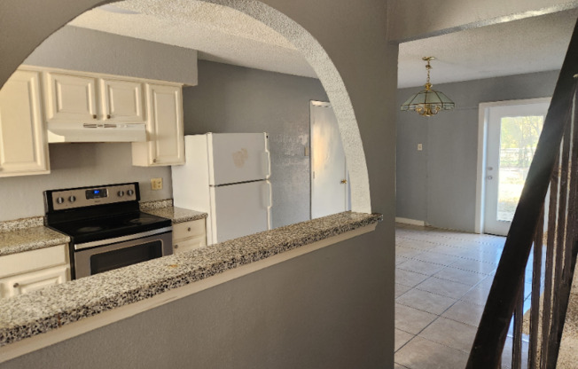 1321 ROSEWOOD HLS DR