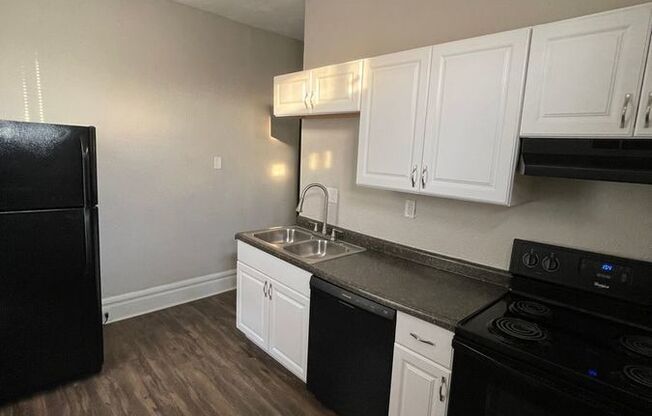 1208 SMT ST