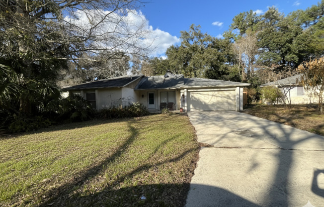 Welcome Home to 805 Buckie Drive: Modern Comfort in a Prime Cul-de-Sac Location