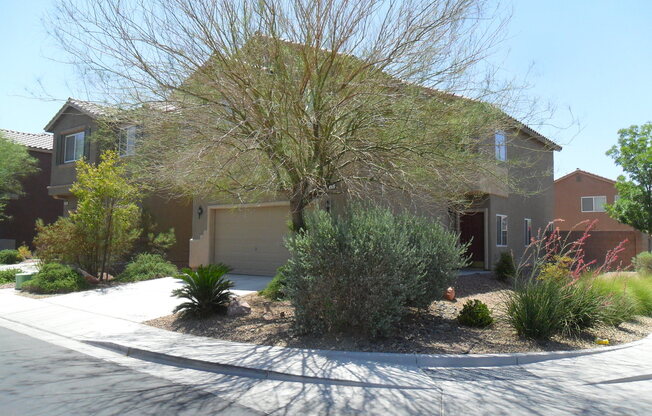 CLOSE TO N.A.F.B. GREAT FAMILY  HOME IN SUNRISE CANYON SUBDIVISION!