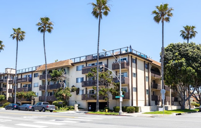 1310 S. Catalina Avenue  Redondo Beach, CA 90277