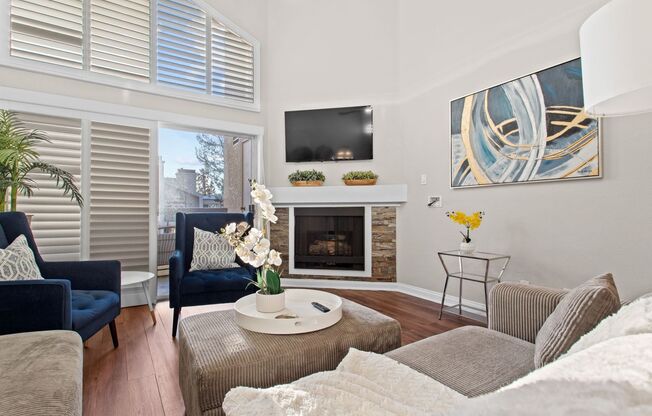 2-Bedroom Condo with Balcony – The Met, Woodland Hills