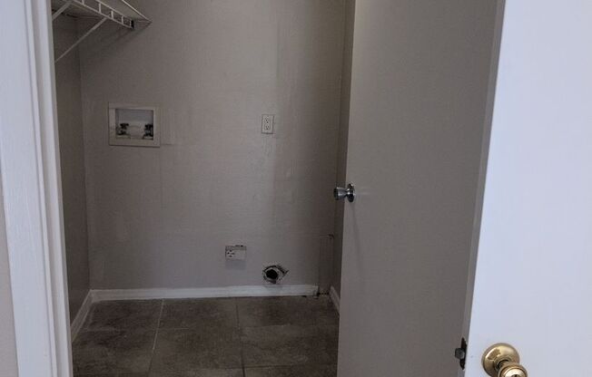 2 beds, 2 baths, 1,200 sqft, $1,350, Unit 70