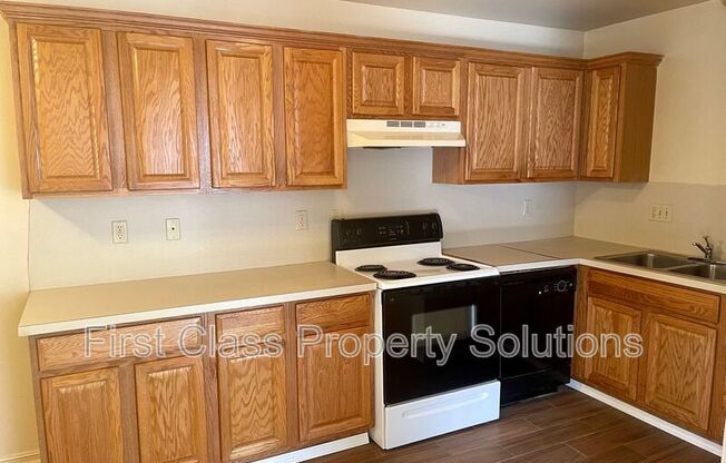 1132 N GARDENER AVE