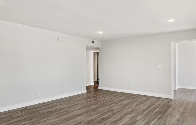 2 beds, 2 baths, 1,058 sqft, $2,898, Unit 4220.110
