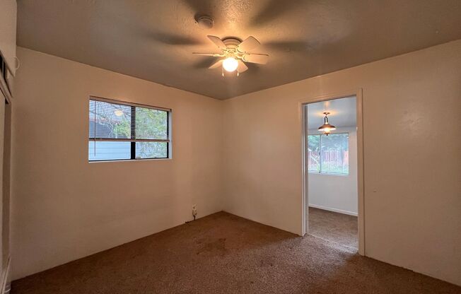 2 beds, 1 bath, $1,400