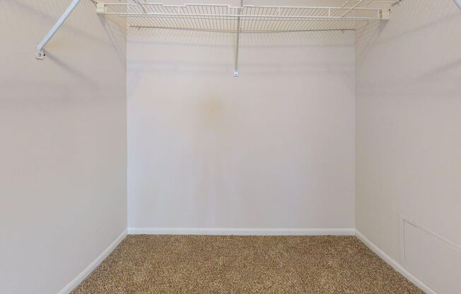2 beds, 1 bath, 1,095 sqft, $1,845, Unit 22-308