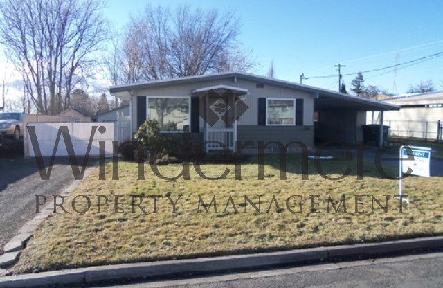 4 beds, 2 baths, $2,100