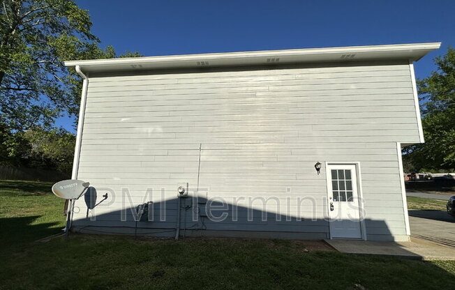 76 WINWARD WAY SE