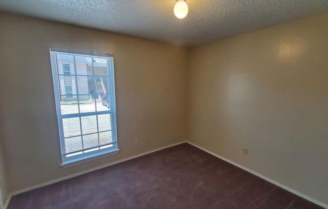 Spacious 2 bedroom condo for a great price!