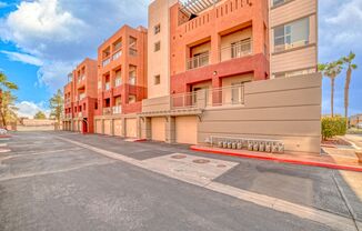 IMMACULATE 1 BED 1 BATH CONDO WITH SPECTACULAR AMENITIES AT PARK AVENUE!!