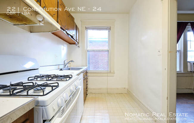 221 CONSTITUTION AVE NE