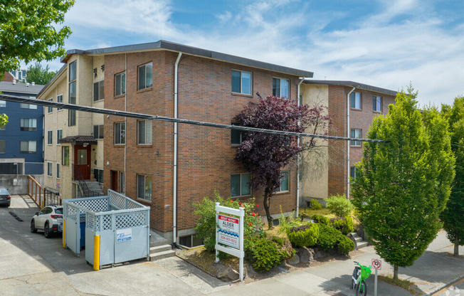 Alder Apartments is now Leasing!