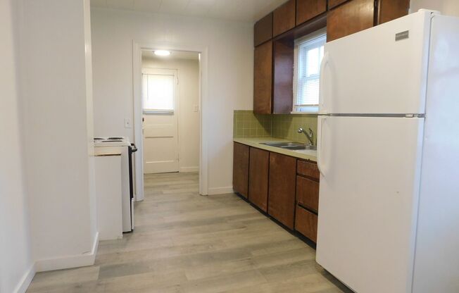 2 beds, 1 bath, $1,350