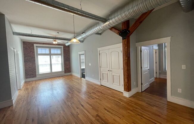 SH073 - Farmers Market Condos