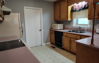 412 BLUE HLS DR