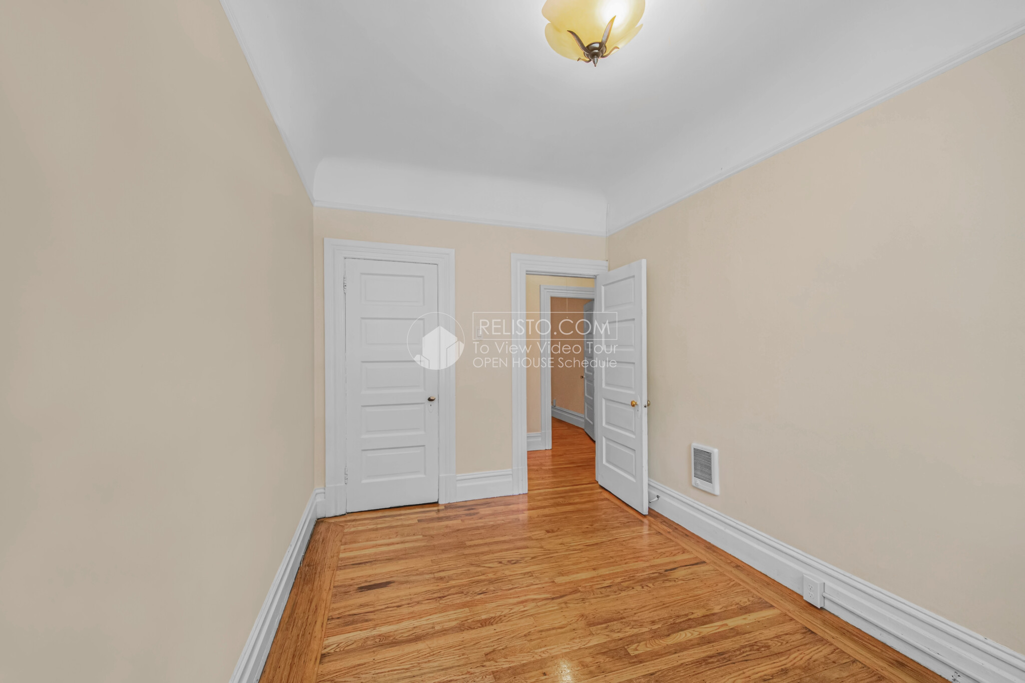 406 BRODERICK ST