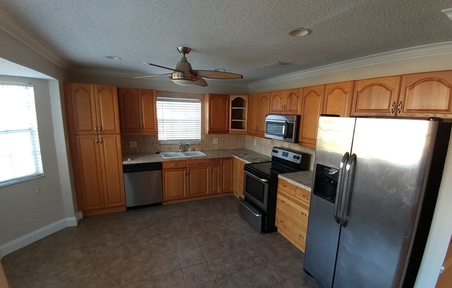 3 beds, 2 baths, $1,850