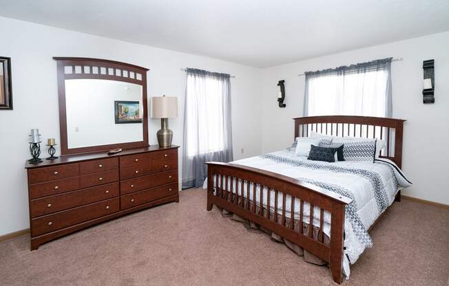 Bedroom at Griswold Estates Apartments, Auburn