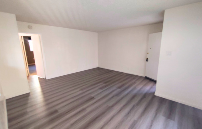 4281 Green Ave Los Alamitos, CA 90720
