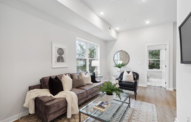 1 bed, 1 bath, 482 sqft, $1,289, Unit 308