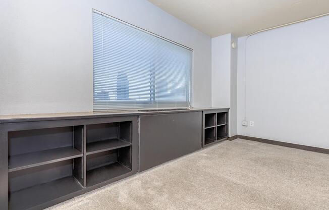 Studio, 1 bath, 385 sqft, $699