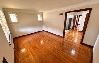 1 bed, 1 bath, 700 sqft, $825, Unit 3841