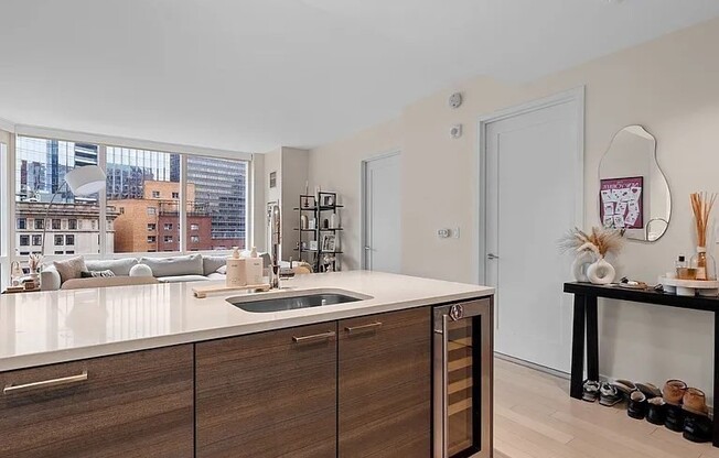 1 bed, 1 bath, 780 sqft, $5,900, Unit 1109
