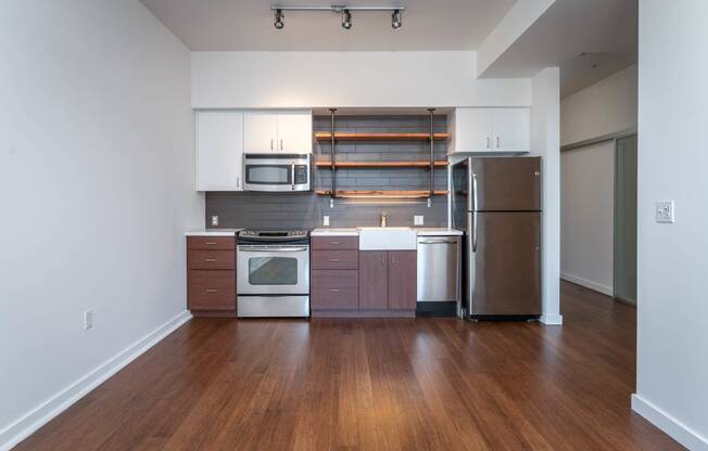 Central Eastside Lofts | Richmond Kitchen