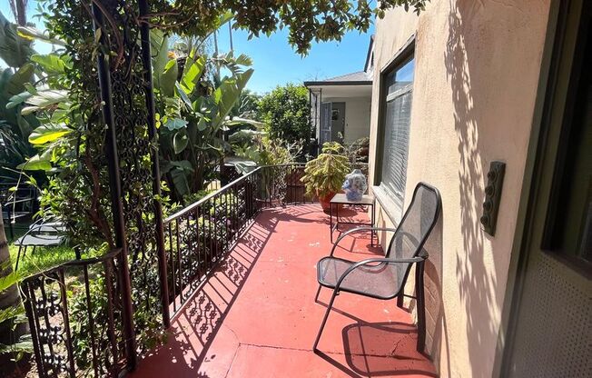 C Street Villas