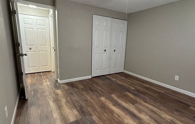 1 bed, 1 bath, 576 sqft, $1,150, Unit 260