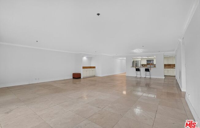 3 beds, 4 baths, 2,426 sqft, $6,995, Unit 309