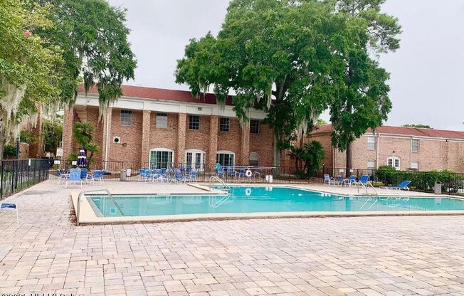 1 bed, 1 bath, $1,100, Unit # 37