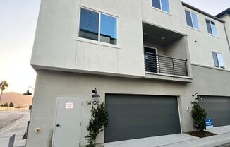 2 beds, 2.5 baths, $3,400