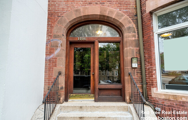 1404 Beacon St Apt 4