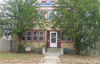 2937-2939 Fremont Avenue North