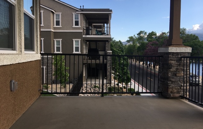Sunshine on Your Shoulders  - Mountain & Lake View Condo
