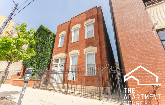 2146 W Chicago Ave F2