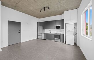 Studio, 1 bath, 470 sqft, $2,100, Unit 207