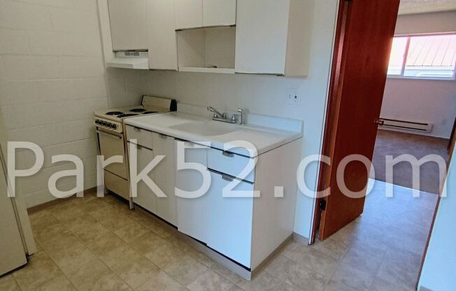 3rd Floor 1 Bedroom 1 Bathroom in Tacoma