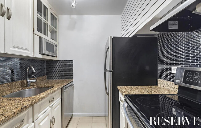 1 bed, 1 bath, $3,800, Unit 12J